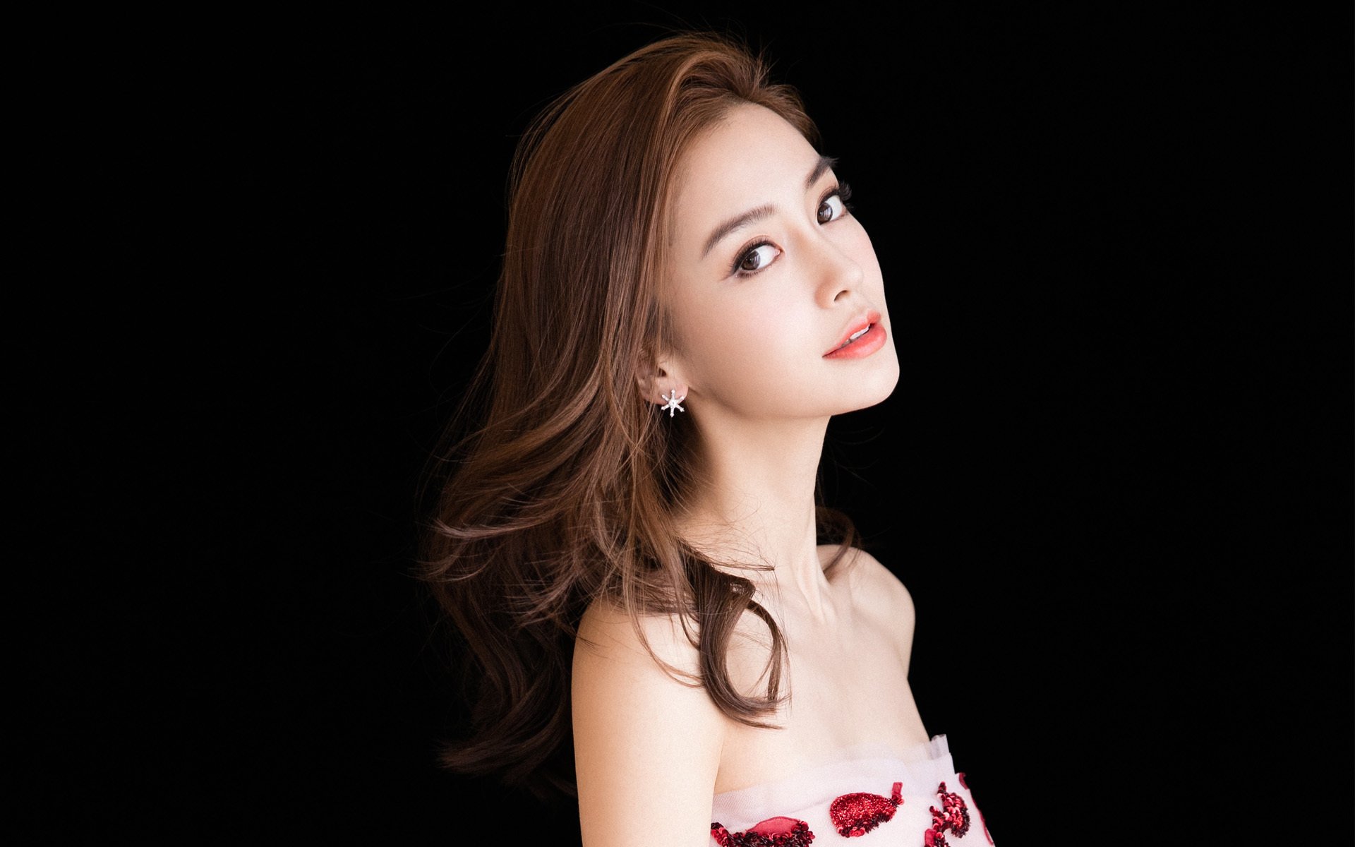 步行者大胜勇士，抢七大战中哈利伯顿锁死对手，哈利 伯顿